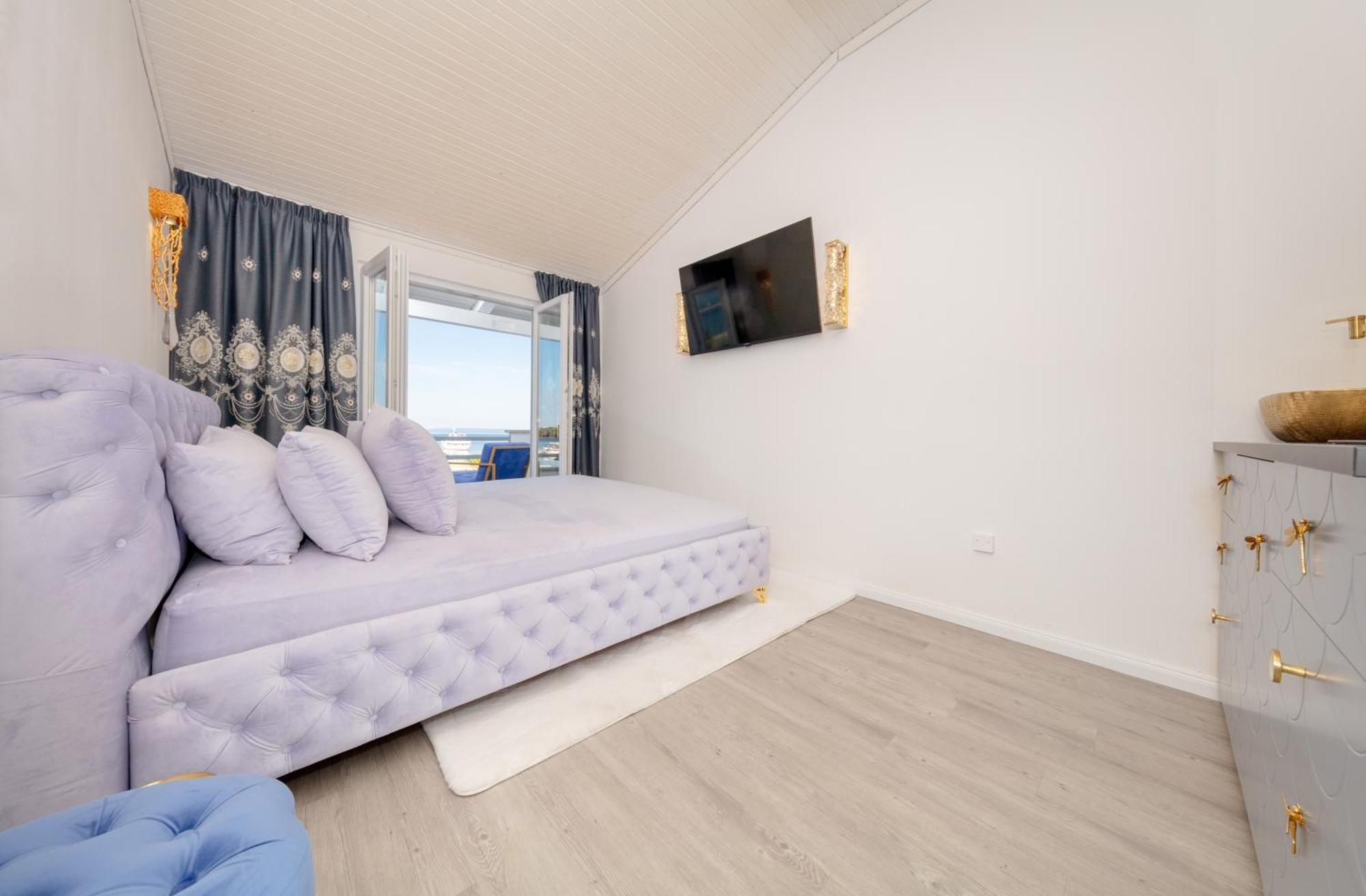 Boutique Residence Sundays Новаля Стая снимка