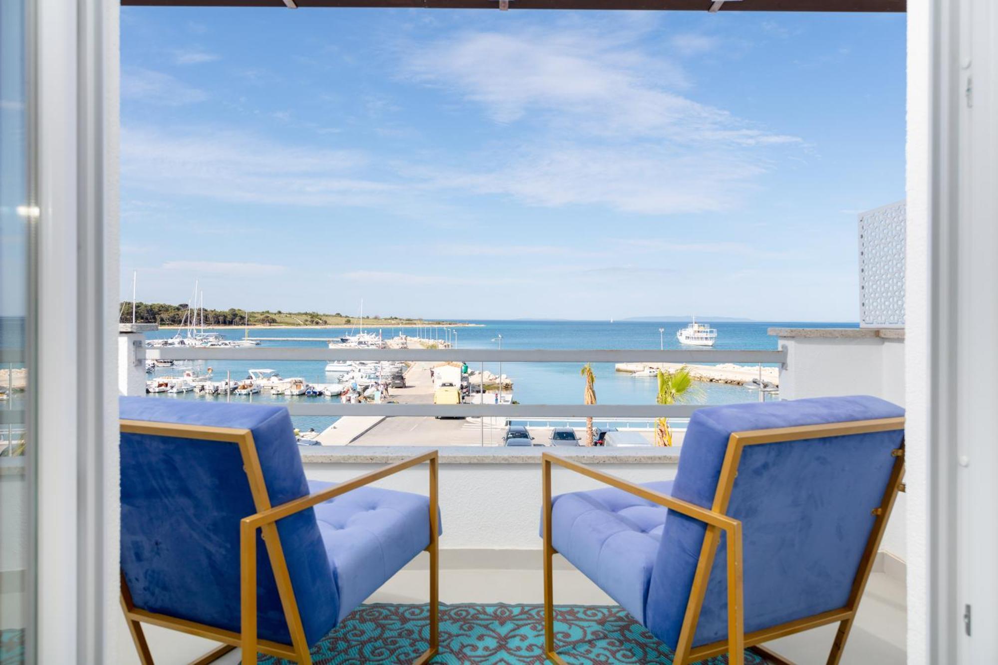 Boutique Residence Sundays Новаля Екстериор снимка